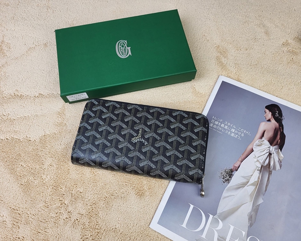 超激安ブランド財布偽物全体デザイン